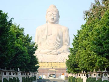 Golden Triangle with Buddhist Tour Package