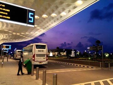Mumbai airport transfer services